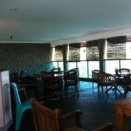 Hotel Adinda Parangtritis Exterior photo