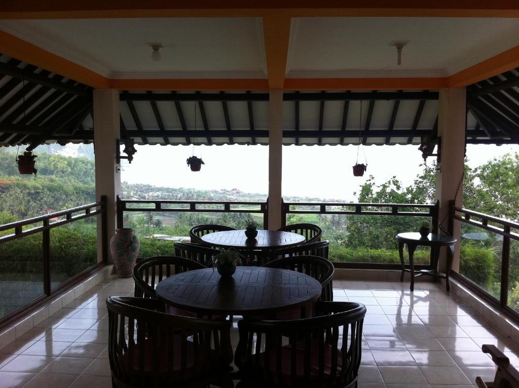 Hotel Adinda Parangtritis Exterior photo