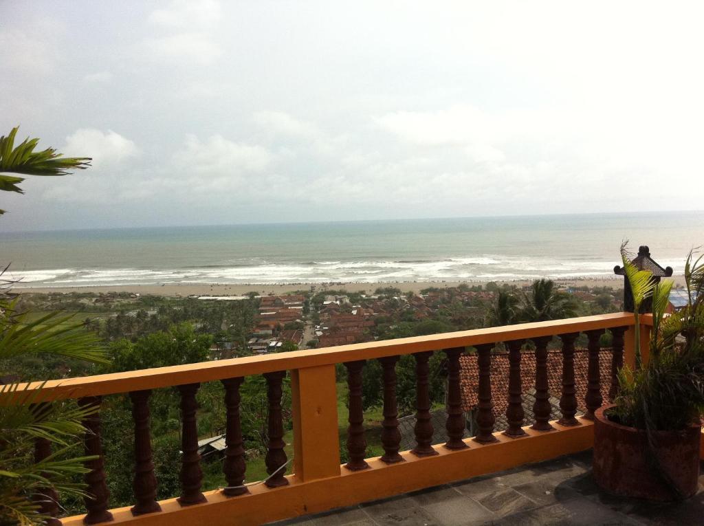 Hotel Adinda Parangtritis Exterior photo