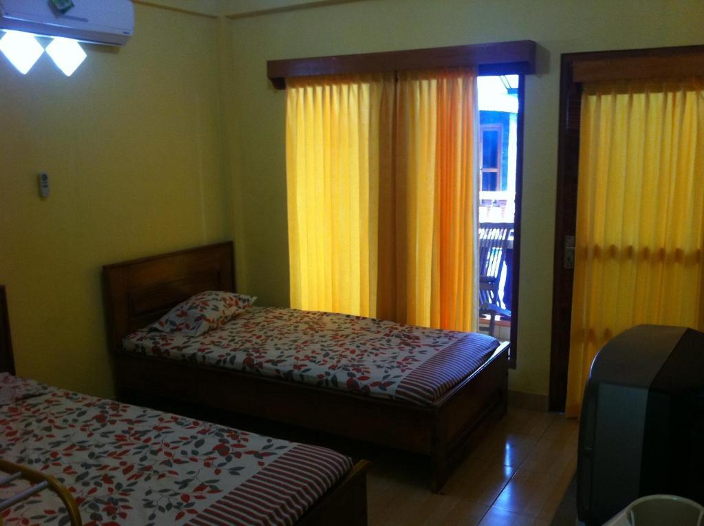 Hotel Adinda Parangtritis Room photo