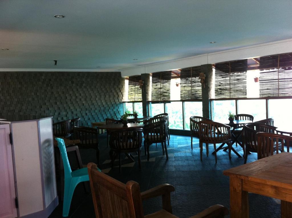 Hotel Adinda Parangtritis Exterior photo